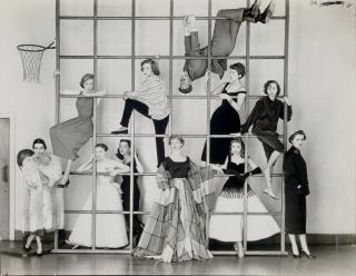 Norman Parkinson - Young Look in the Theatre, 1953