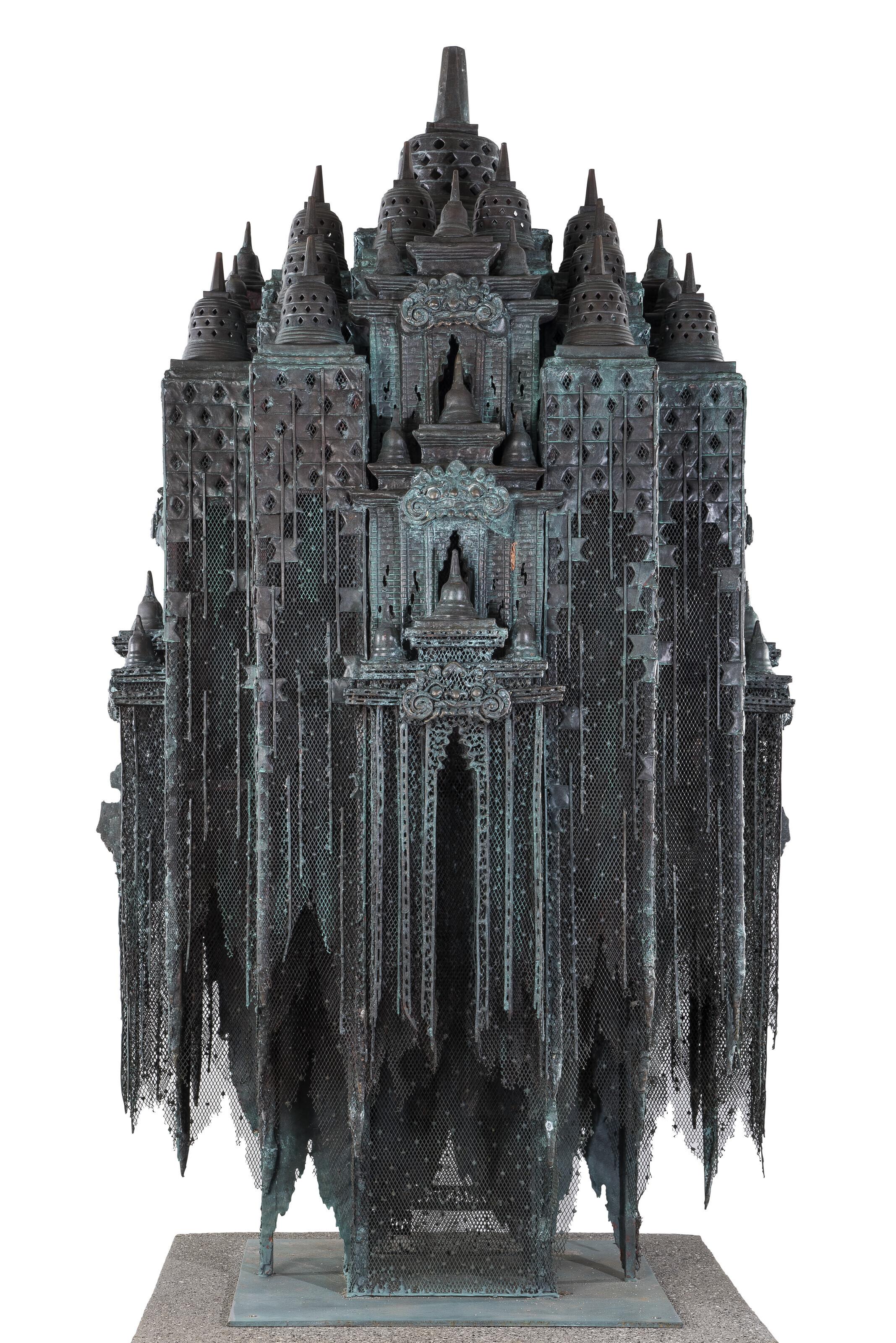 Nyoman Nuarta - Borobudur VI