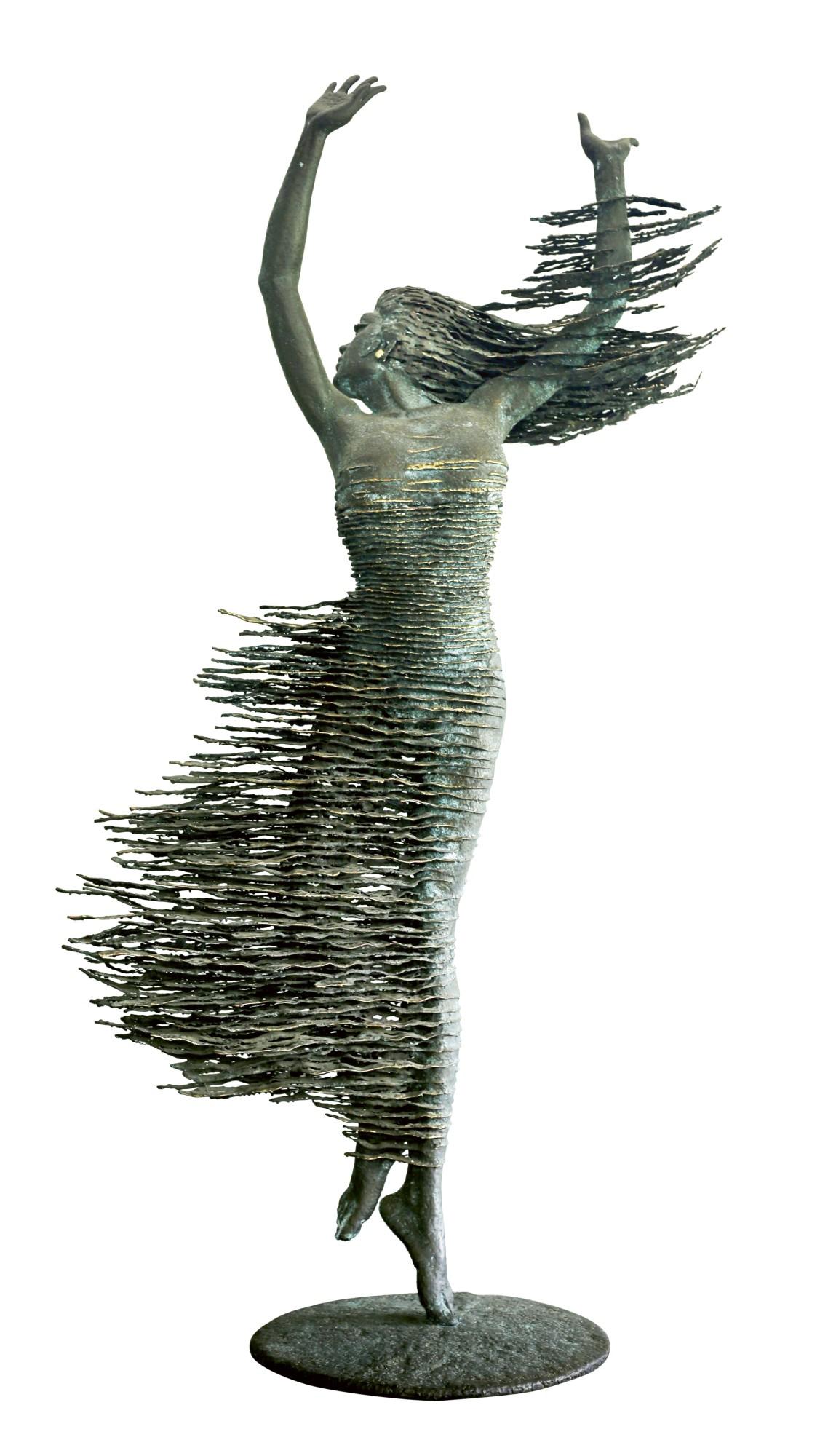 Nyoman Nuarta - Dancing Queen