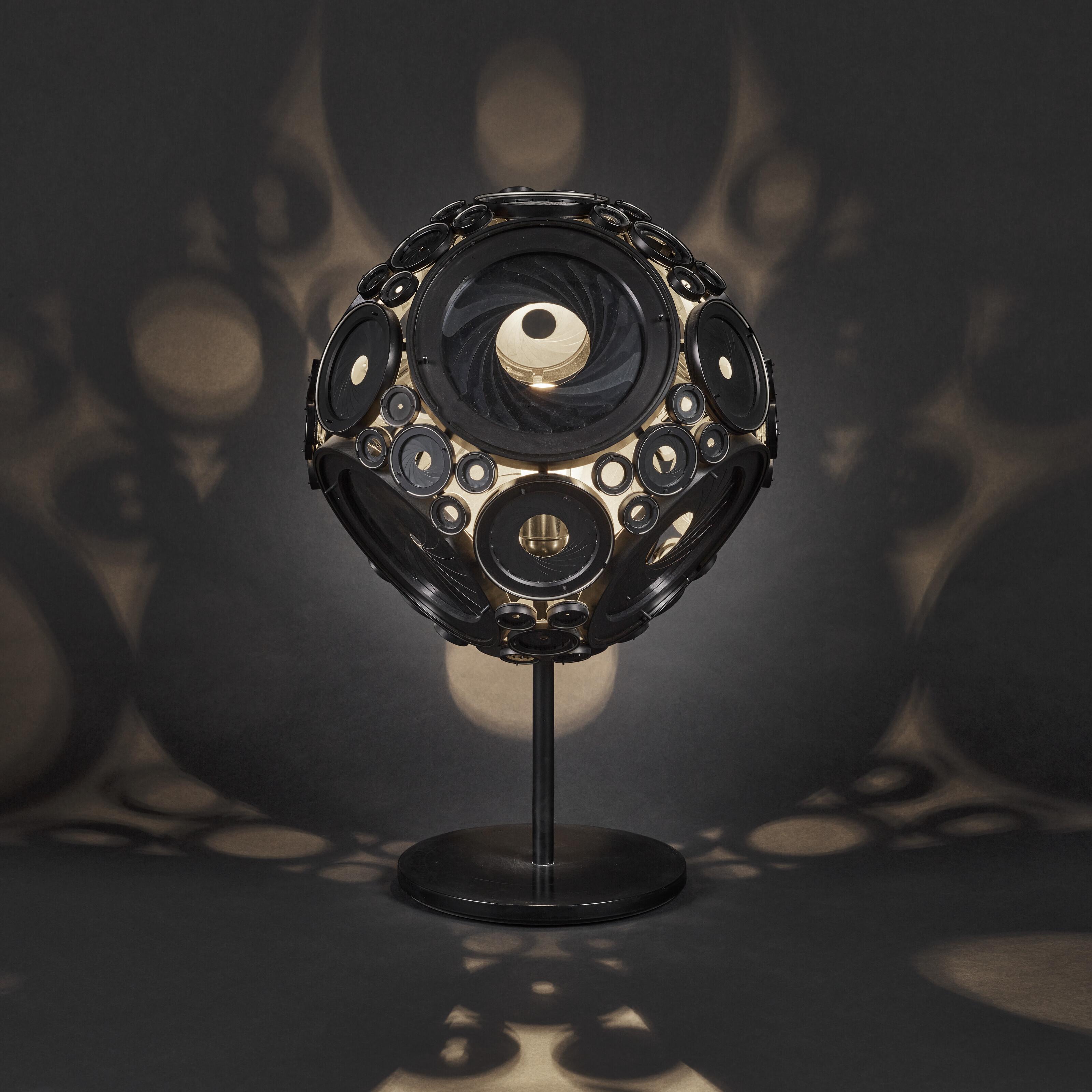 Olafur Eliasson - Iris lamp