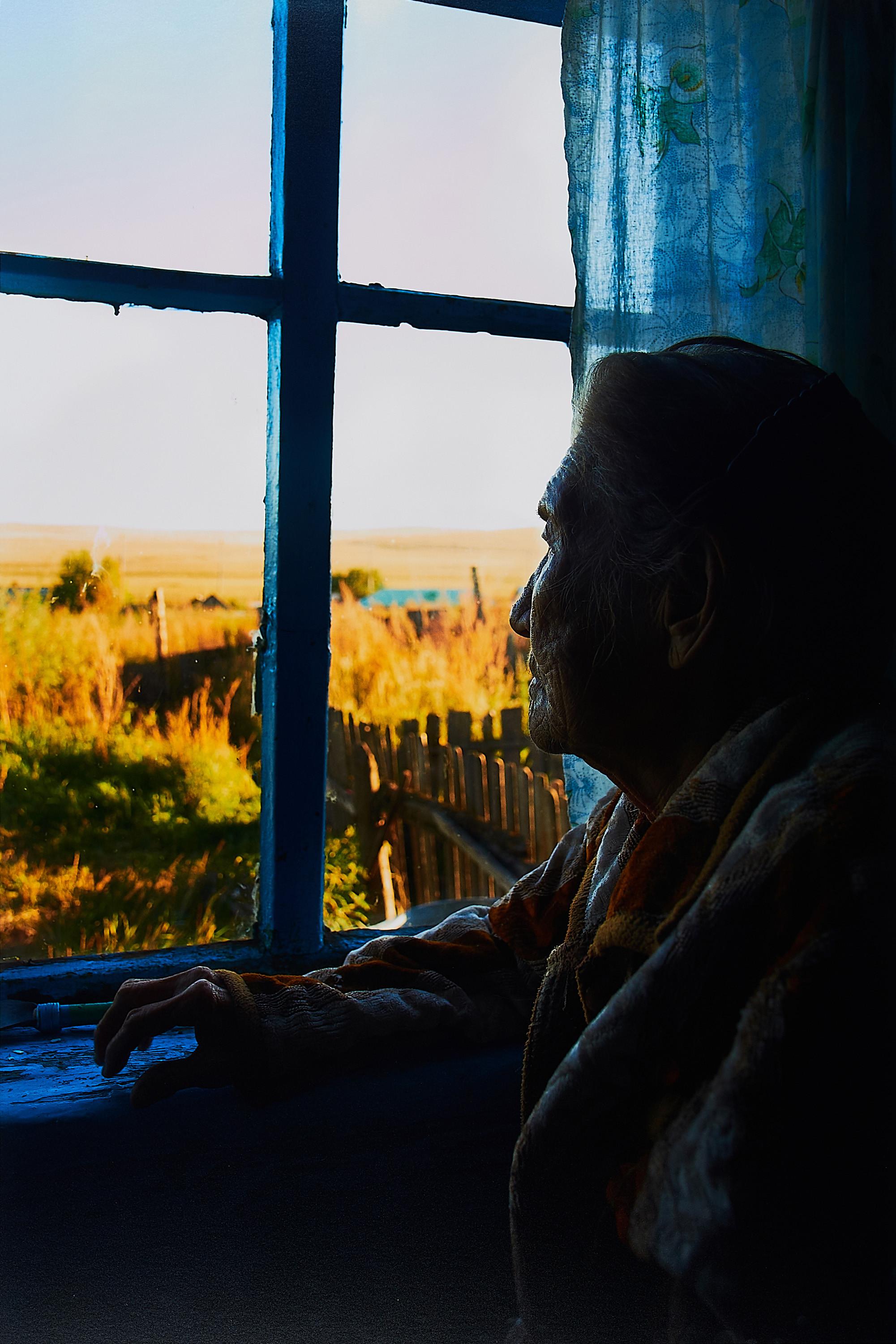 Olga Delane - Nr. 1 (Aus der Serie Einsamkeit)