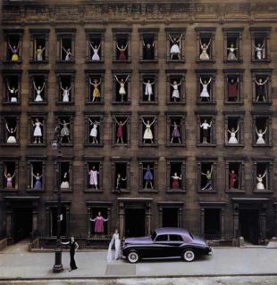 Ormond Gigli - Girls in the Window