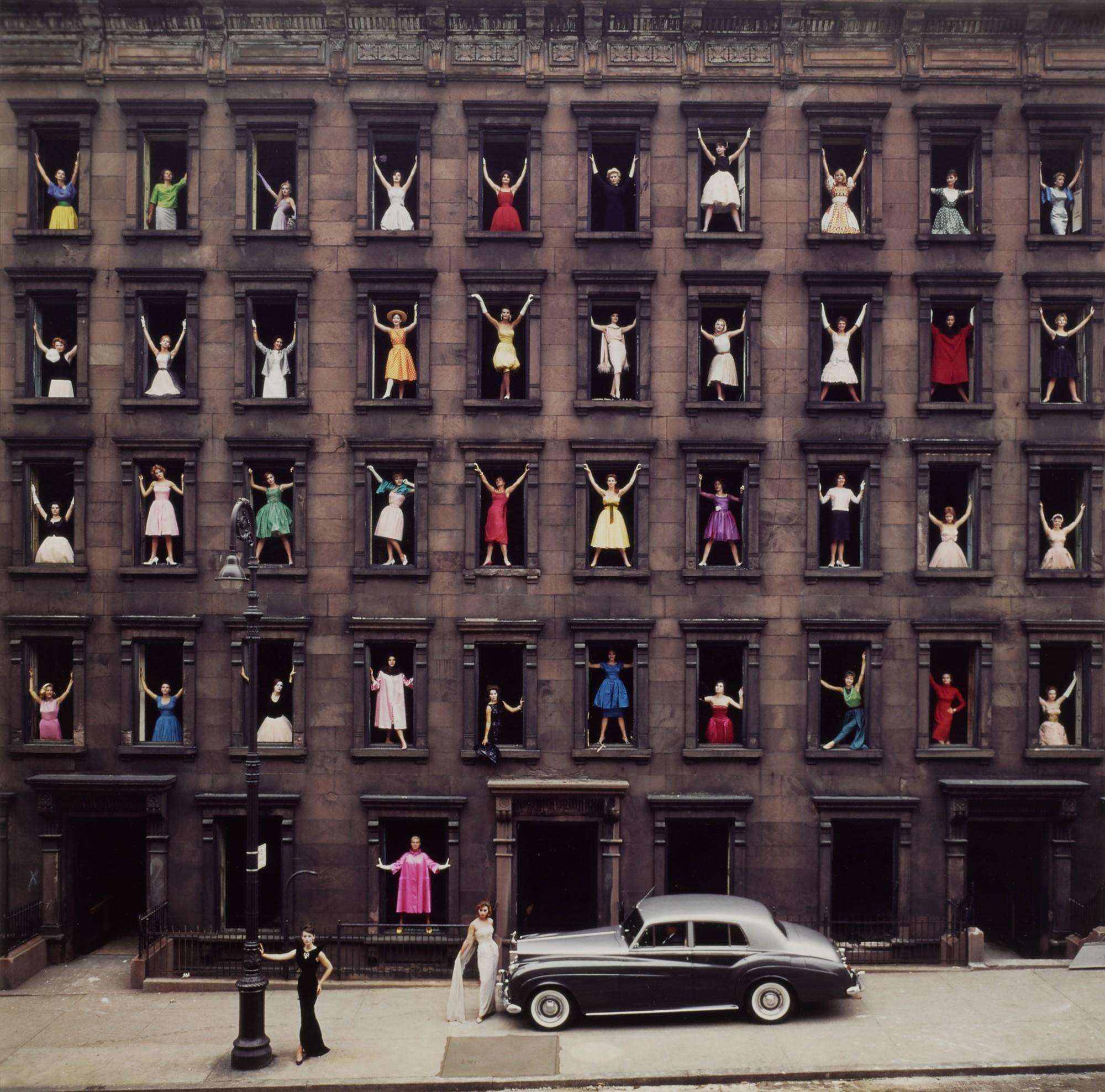 Ormond Gigli - Girls In The Windows, New York City