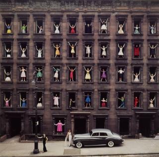 Ormond Gigli - Girls In The Windows, New York City