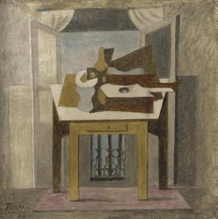 Pablo Picasso - Compotier, Bouteille, Guitare Devant Une Fenêtre Ouverte