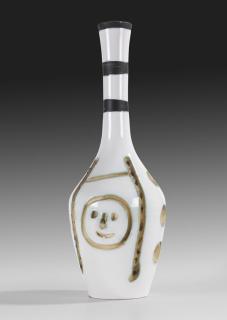 Pablo Picasso - Engraved bottle