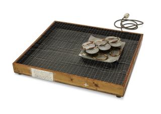 Panamarenko - De gyro-efflux (Type S, magnetisch ruimteschip) (The Gyro-efflux (Type S, Magnetic Spaceship))