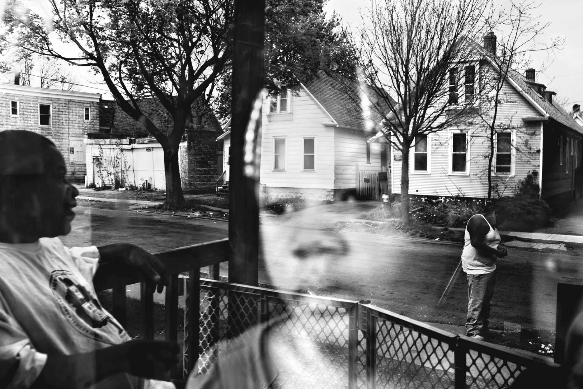 Paolo Pellegrin - \'A Family In The Crescent Area Of Rochester. Rochester, Ny. Usa\', 2012