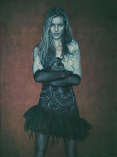 Paolo Roversi - Kate Moss pour Vogue, Paris, 1994