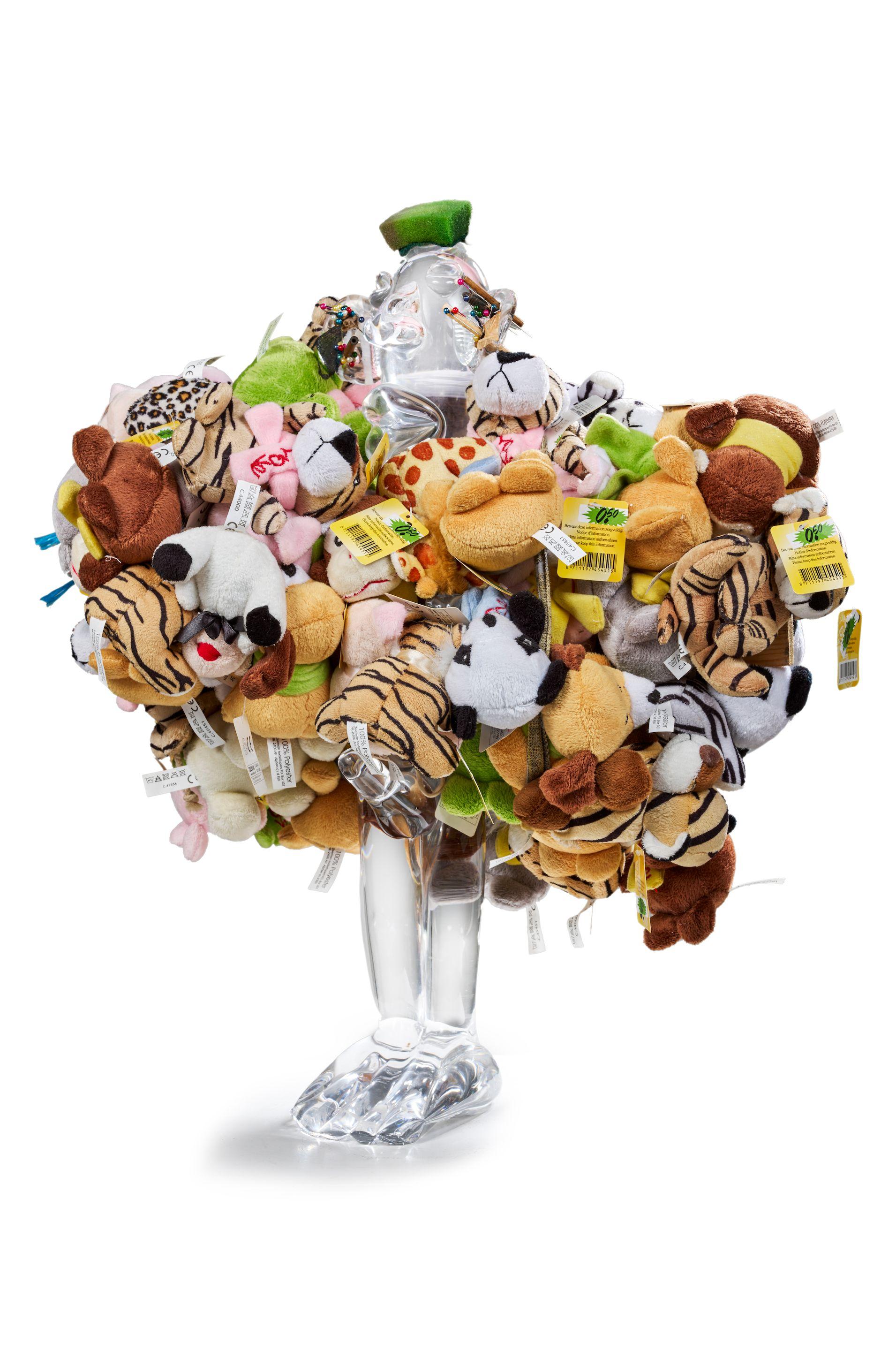 Pascale Marthine Tayou - Poupée Pascale, 2011