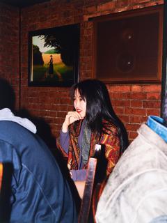 Paul Graham - Girl in Bar, Tokyo. Aus der Serie: Empty Heaven.