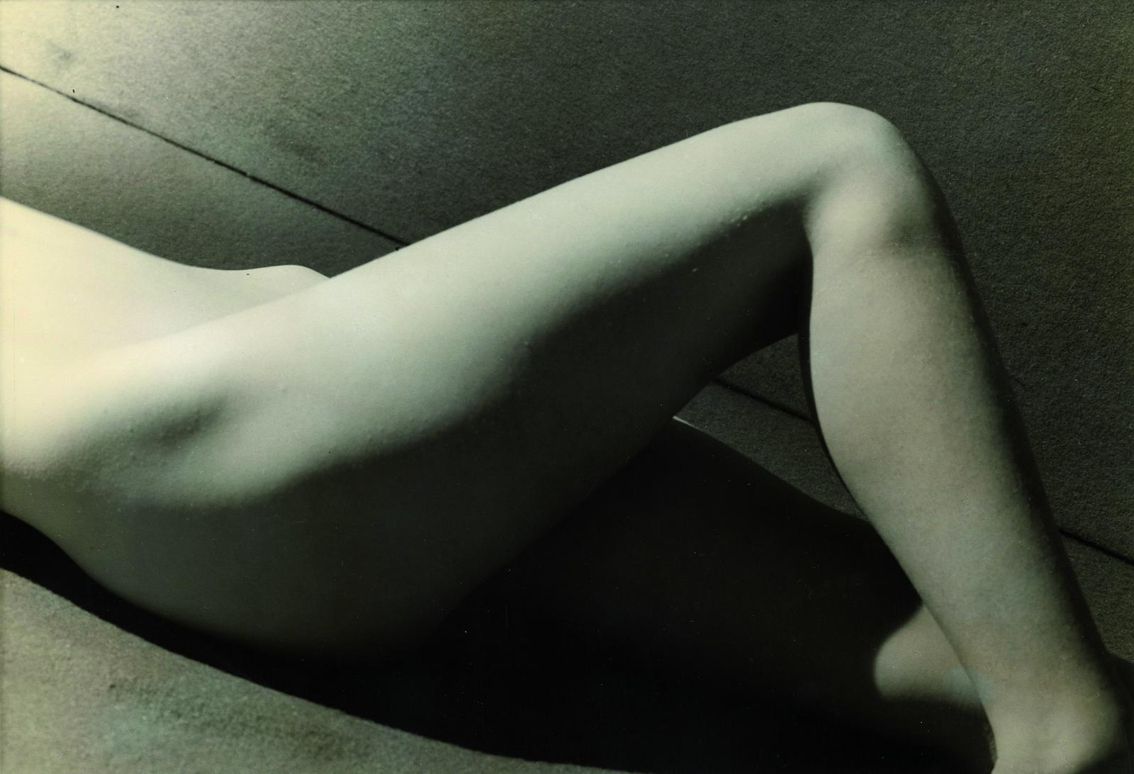 Paul J. Woolf - Nude