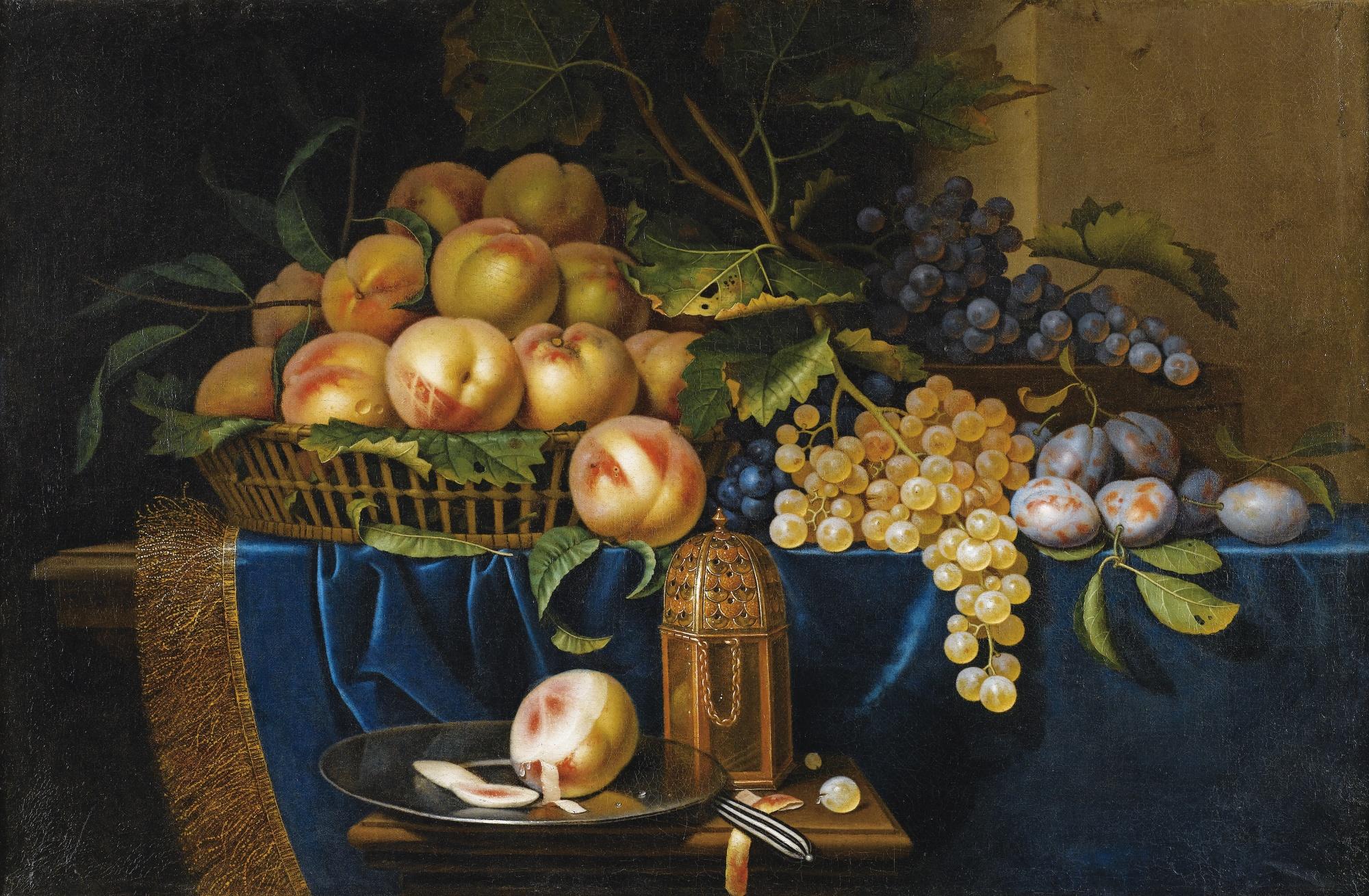 Paul Liégeois - Nature Morte Aux Pêches, Raisins, Prunes Et Saupoudreuse En Vermeil