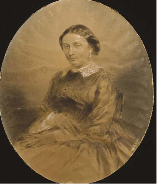 Paul Nadar - Portrait de femme tenant un livre, à mi-corps