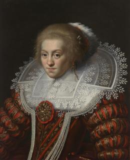 Paulus Moreelse - Portrait of a lady, half-length, in a red gown with paned virago sleeves and a fine linen, lace-trimmed standing collar