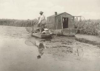 Peter Henry Emerson - An Eel Catcher\'s Home, 1886