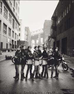 Peter Lindbergh - Cindy Crawford, Tatjana Patitz, Helena Christensen, Linda Evangelista, Claudia Schiffer, Naomi Campbell, Karen Mulder, Stephanie Seymour, American Vogue, Brooklyn, New York, 1991