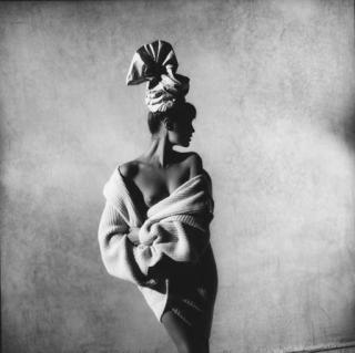 Peter Lindbergh - Jasmine For British Vogue, Pin Up Studios, Paris, 1985
