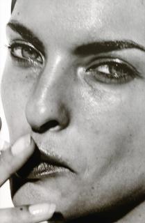 Peter Lindbergh - Linda Evangelista, Paris, 1990