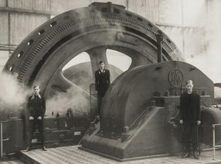 Peter Lindbergh - Michaela Berko, Linda Evangelista, Kristen Owen, Comme Des Garçons, Nancy, 1987Platinum-Palladium Print. On The Reverse, Signed And Numbered 8/10 In Pencil. Mounted.