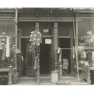 Peter Sekaer - Storefront