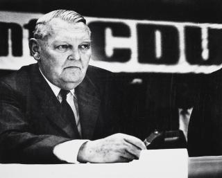 Peter Thomann - Bundeskanzler Dr. Ludwig Erhard