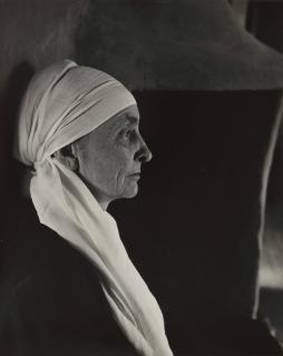 Philippe Halsman - \'Georgia O\'Keeffe (at Ghost Ranch)\'