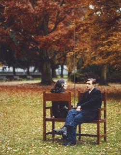 Philippe Ramette - Fauteuil À Coup De Foudre (Utilisation)