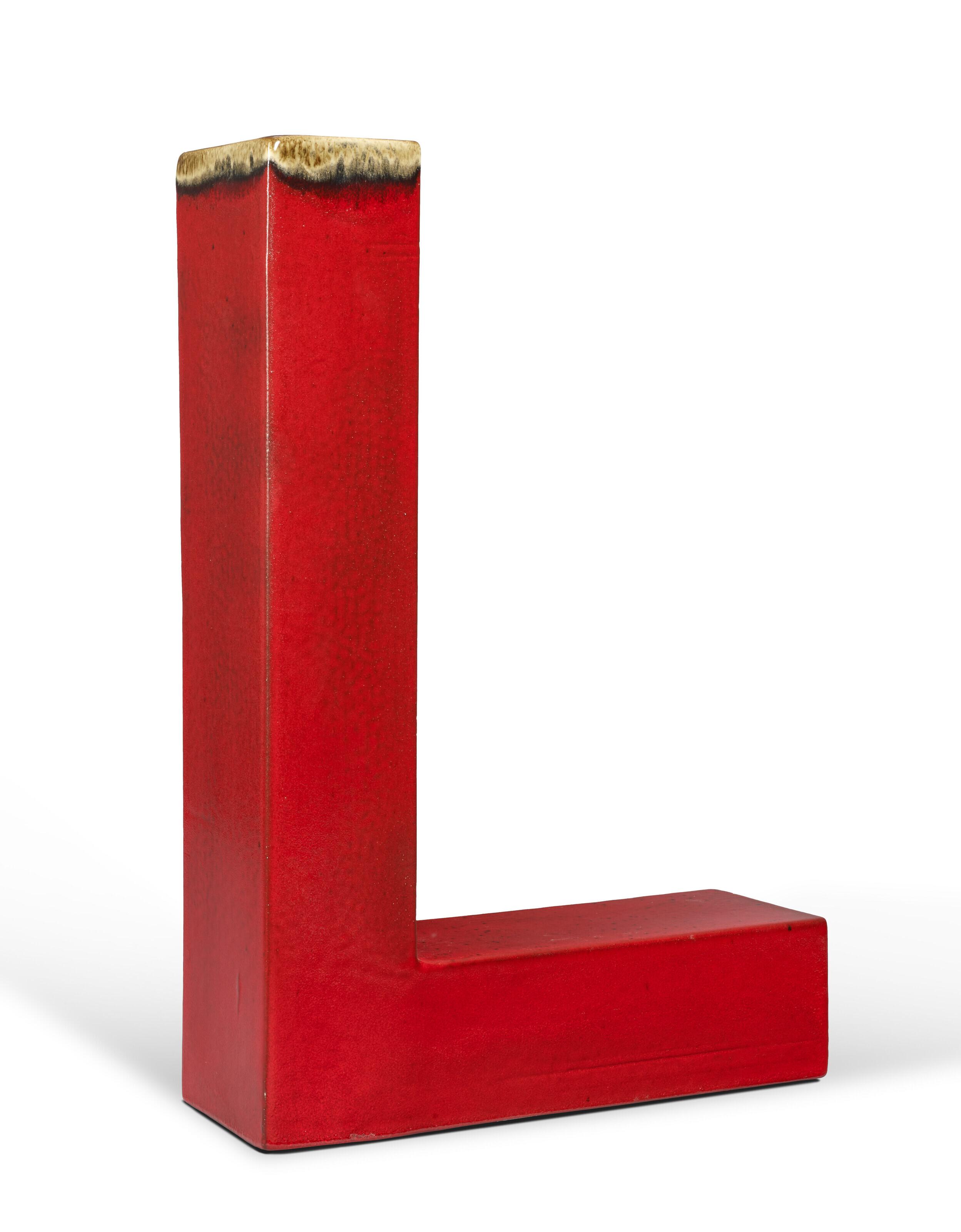 Pia Camil - Fragmento L (Fragment L)