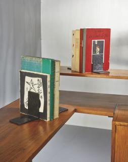 Pierre Chareau - Ensemble De Quatre Serre-Livres, Vers 1930