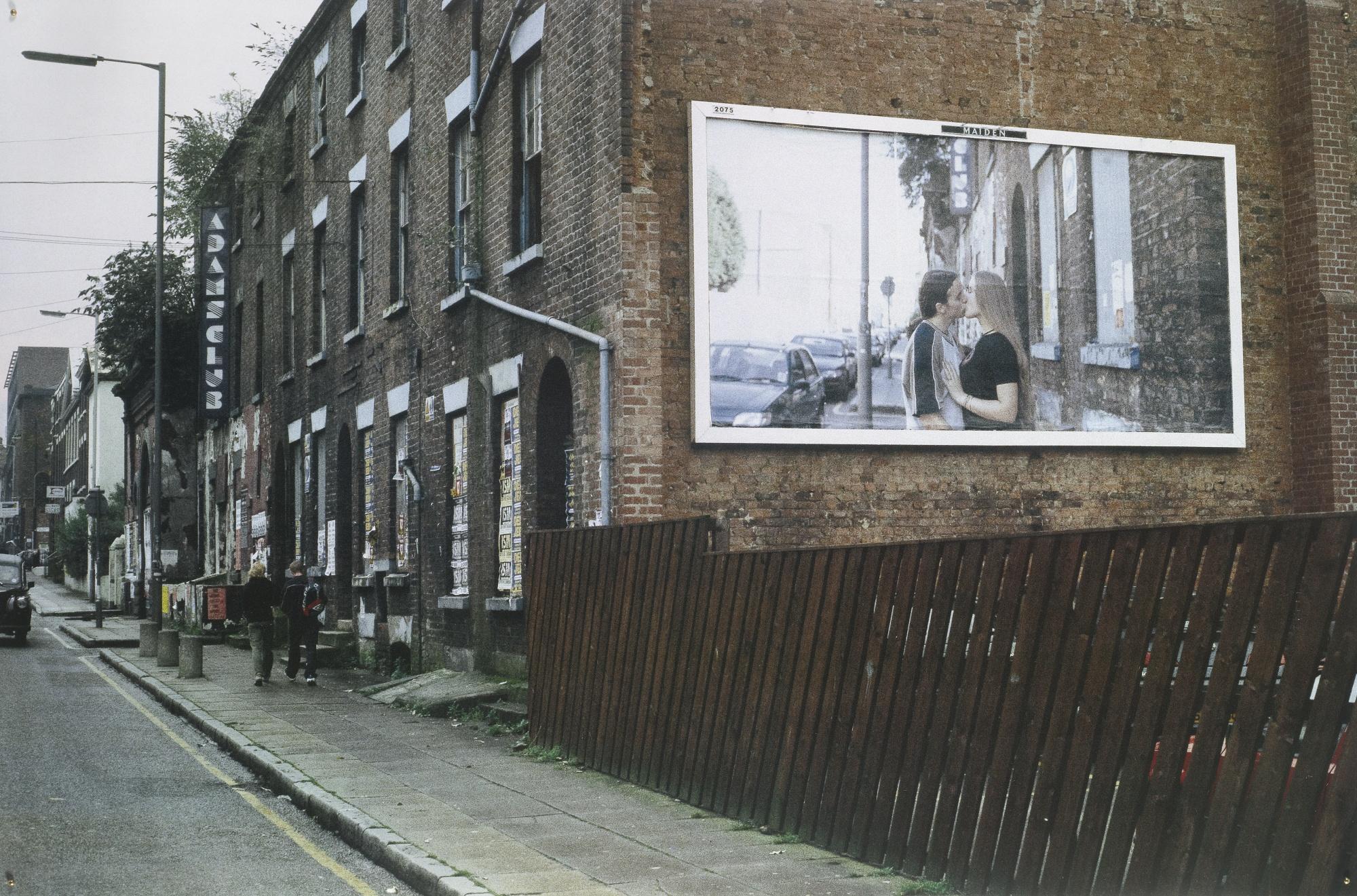 Pierre Huyghe - Club