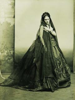 Pierre-Louis Pierson - La Comtesse De Castiglione - Voilée, 1861-1865