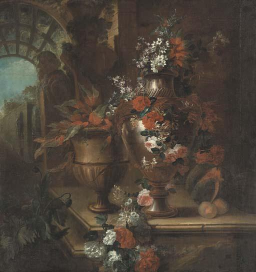 Pierre-Nicolas Huillot - Roses, poppies, honeysuckle, hollyhocks, morning glory, peonies, narcissi and other flowers in a vase, with foliage in an urn and a melon and peaches on a stone ledge, a garden beyond