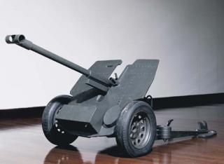 Pino Pascali - Cannone \'Bella Ciao\'