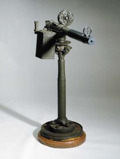 Pino Pascali - Mitragliatrice (Submachine gun)