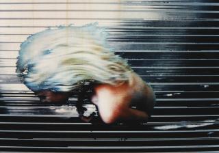 Pipilotti Rist - Video-Still Selbstlos Im Lavabad, 1995