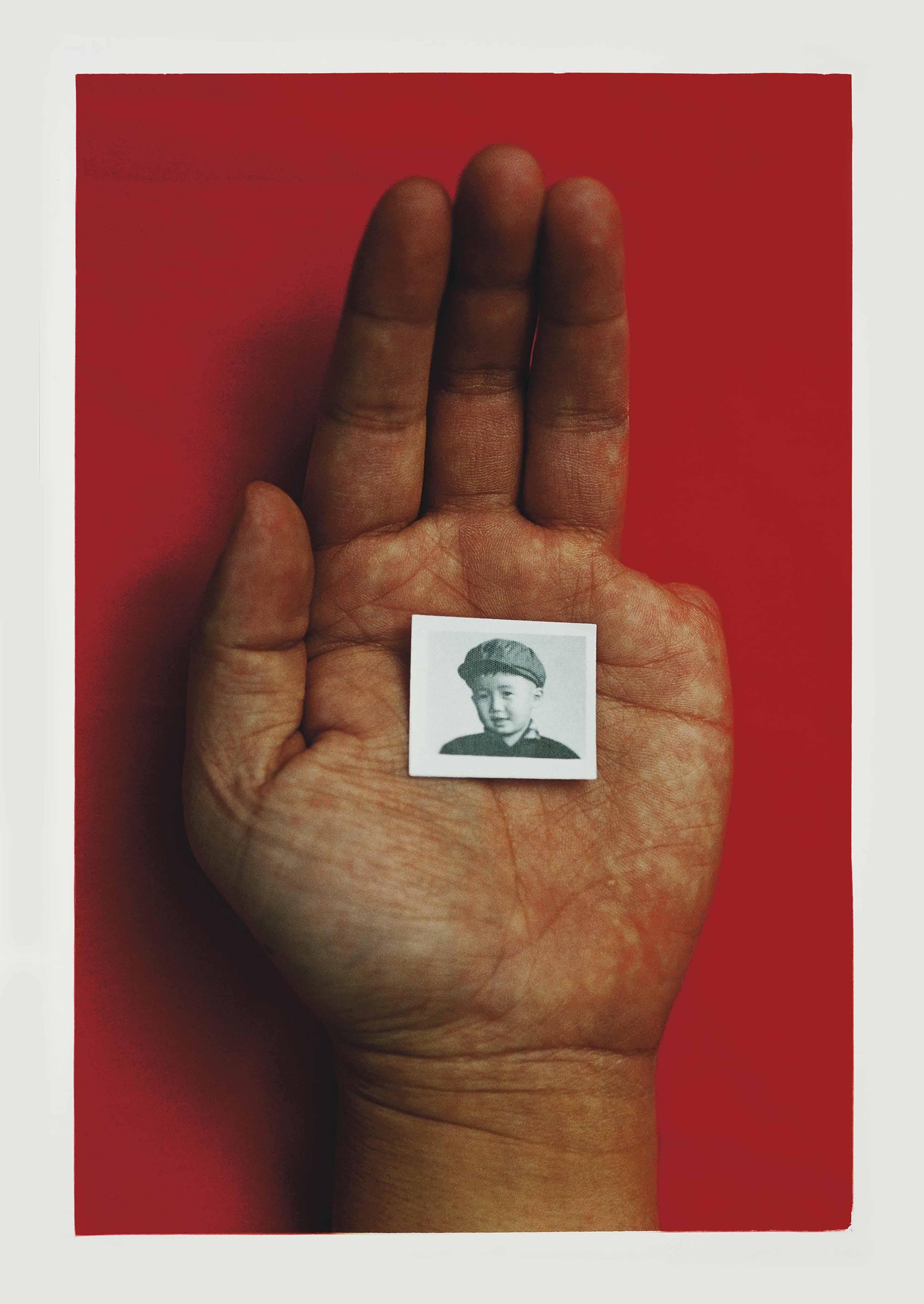 Qi Sheng - My left hand, with the artist as a boy