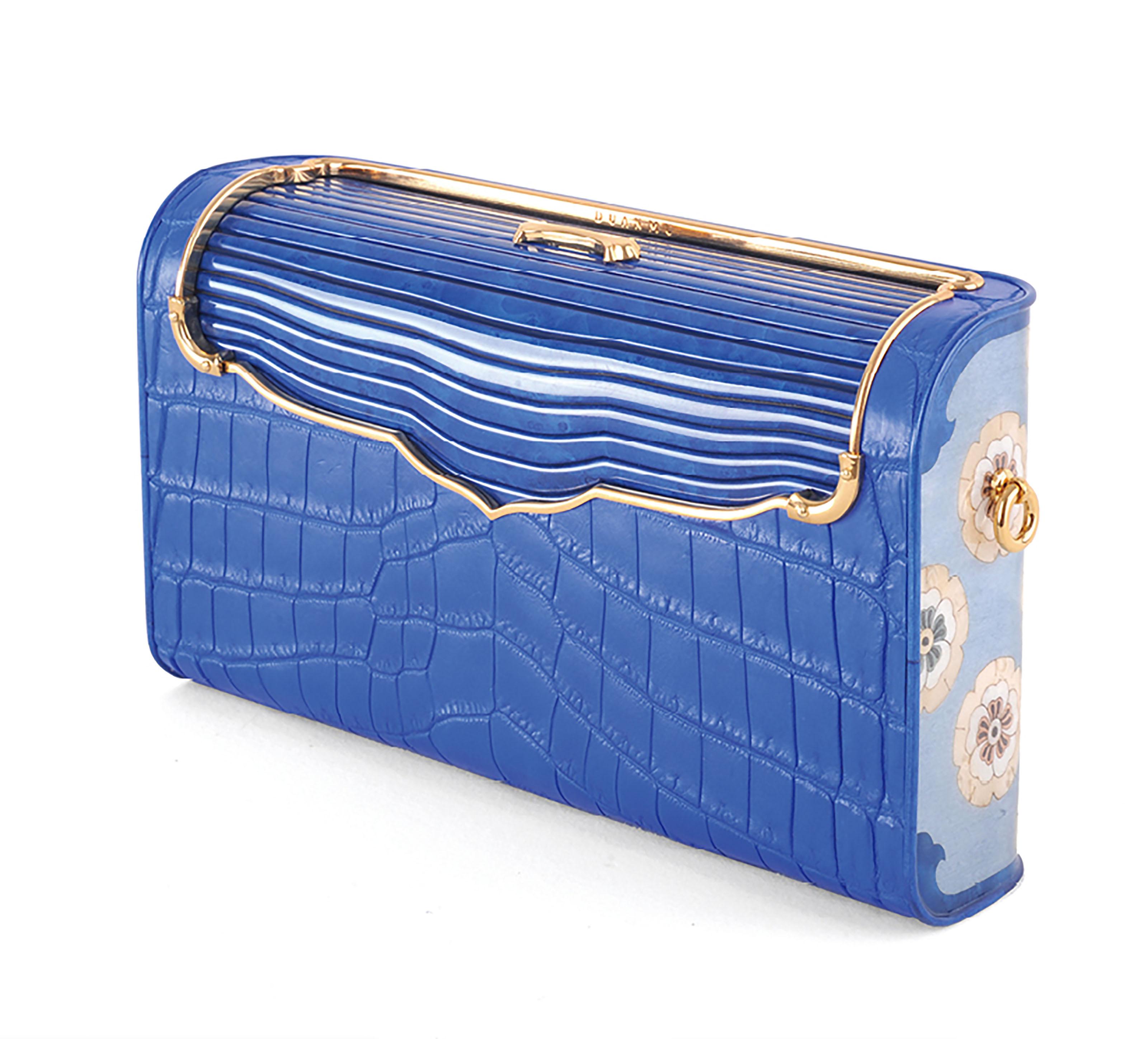 Qi Tian - A WOOD INLAID FLORAL ALLIGATOR EVENING BAG