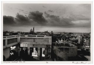 Raghu Rai - Evening Prayer, Jama Masjid, 1985