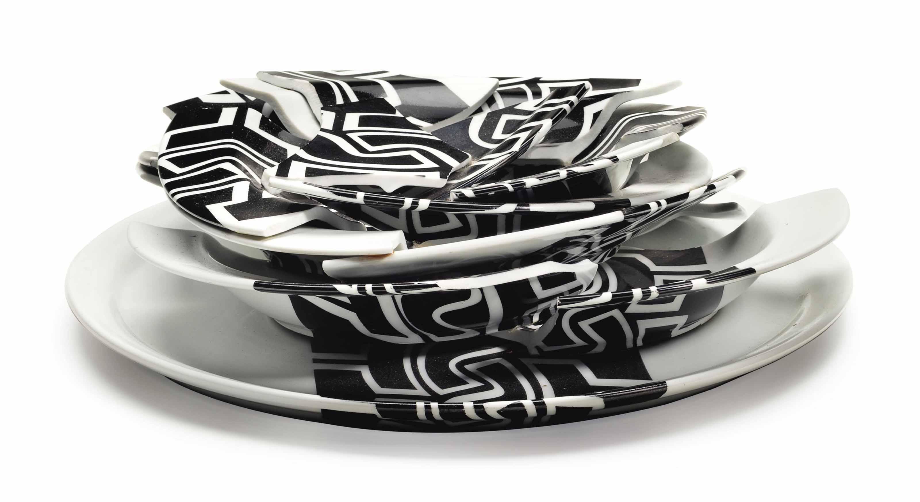 Regina Silveira - Tracks