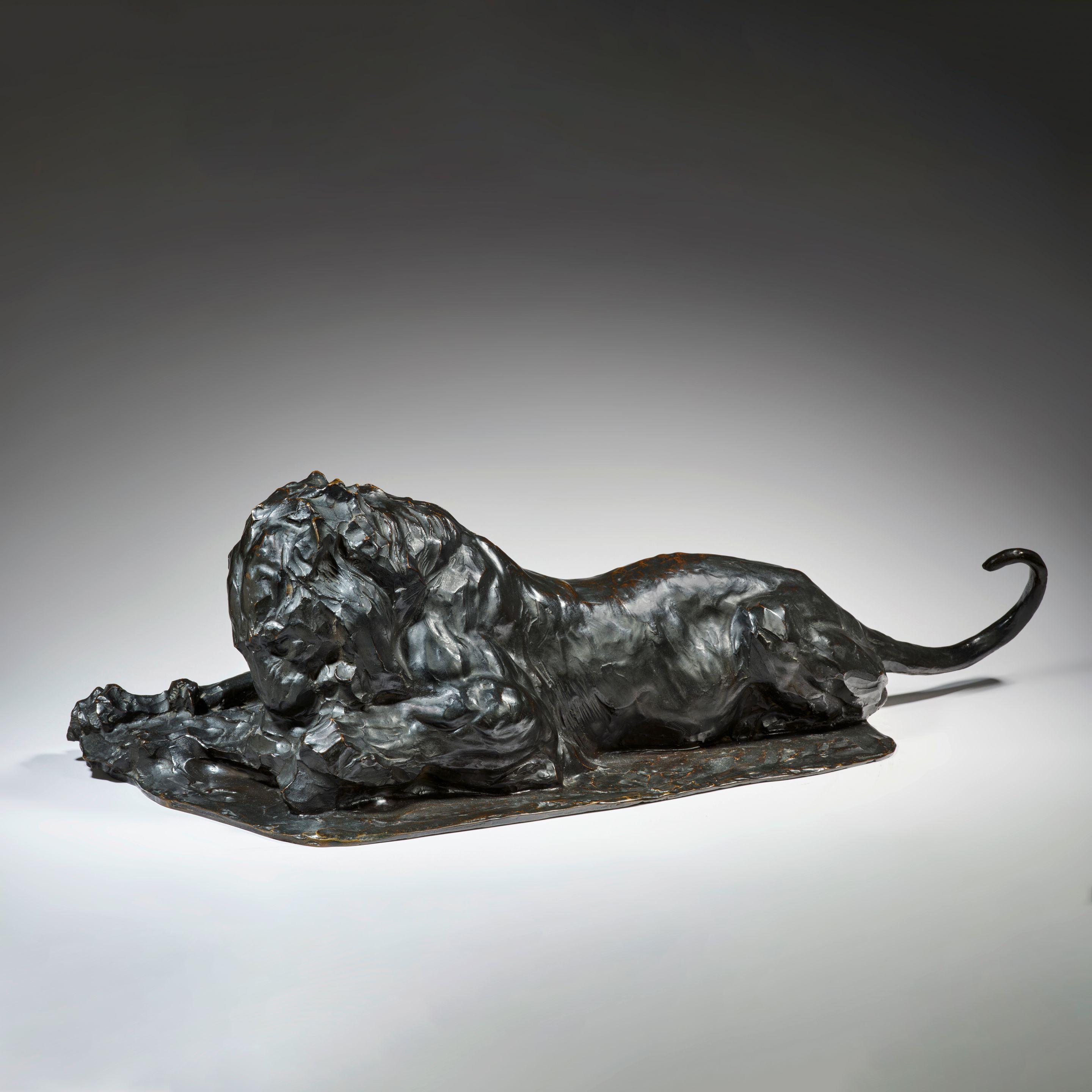 Rembrandt Bugatti - Lion couché dévorant