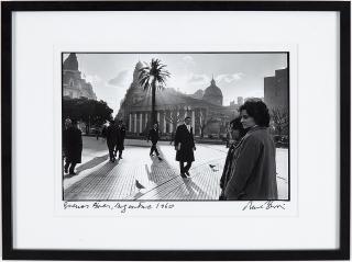 René Burri - RENÉ BURRI, photography signed René Burri also signed and dated 1997 on verso.