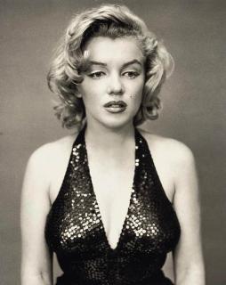 Richard Avedon - An Autobiography. New York: Random House, 1993.