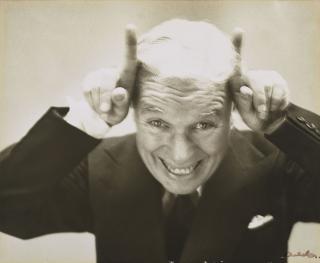 Richard Avedon - Charlie Chaplin leaving America, New York, 13 septembre 1952