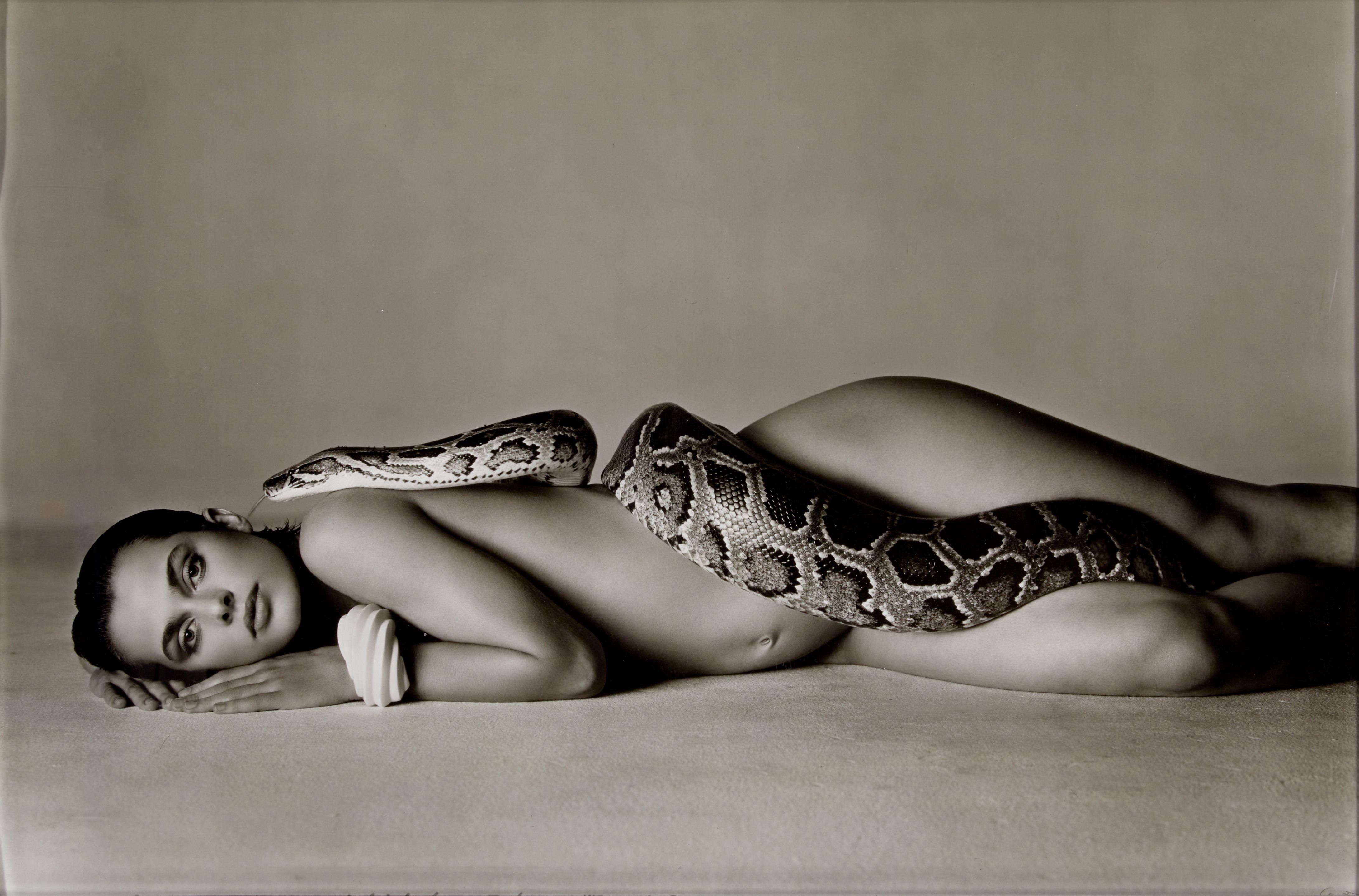 Richard Avedon - Nastassja Kinski and the Serpent, Los Angeles, California
