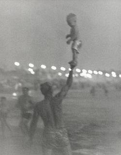 Richard Avedon - Santa Monica Beach, California 9-30-63, 1963