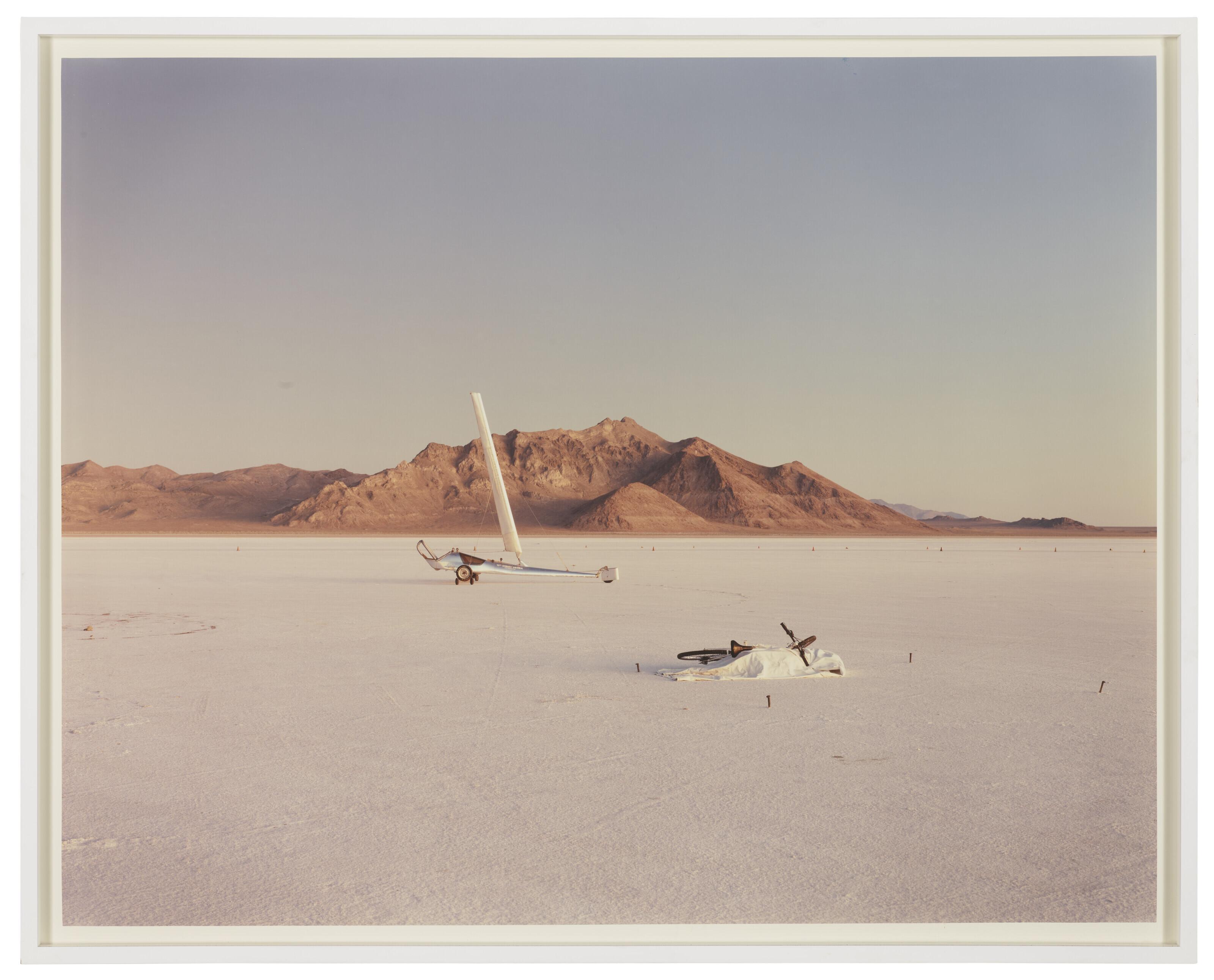 Richard Misrach - Land yacht and Bicycle, Bonneville Salt Flats, 1992