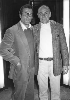 Richard Young - Roger Moore & Sean Connery, Langan\'s, London, 1983 2