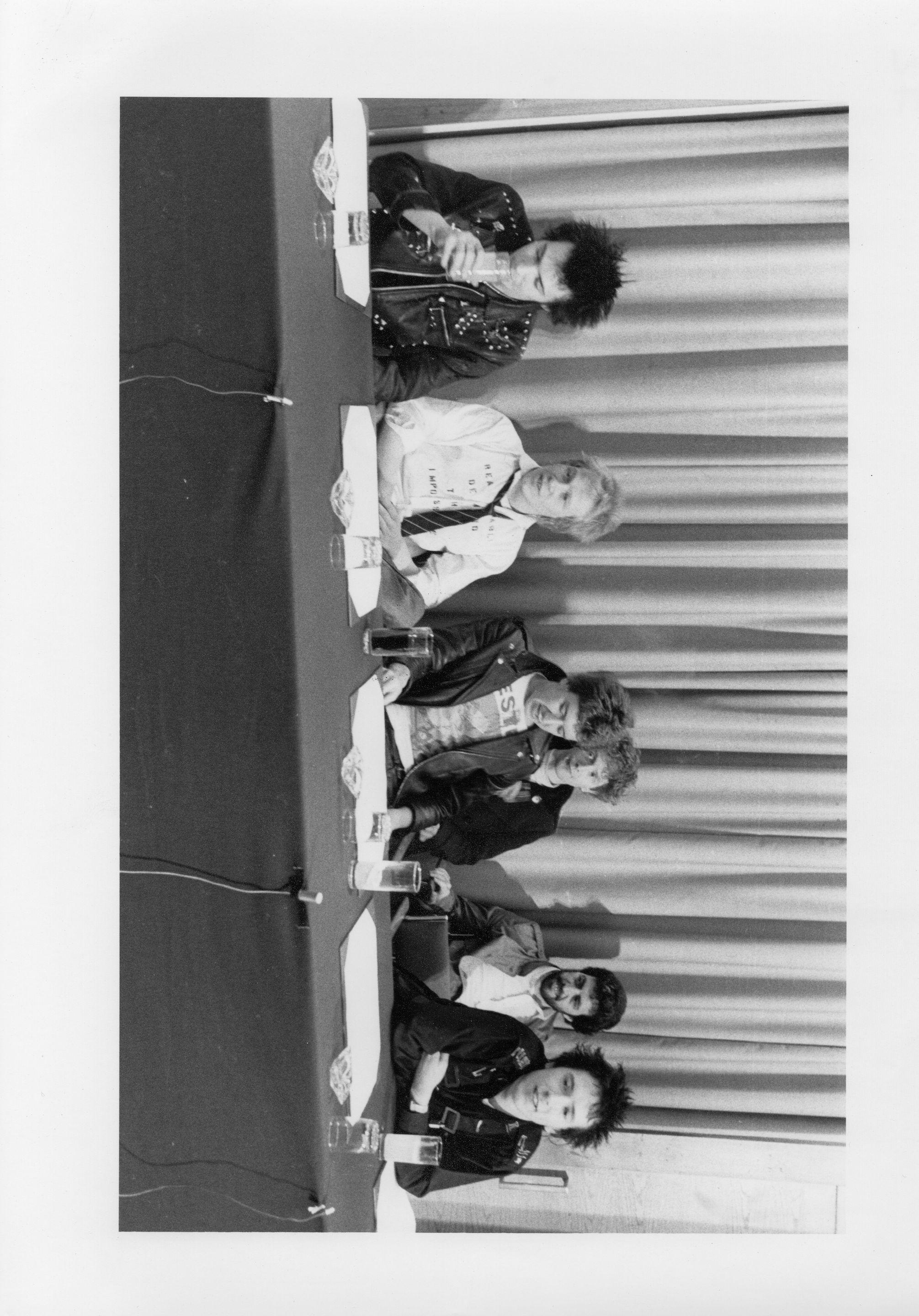 Richard Young - The Sex Pistols, Buckingham Palace, London, 1979 3