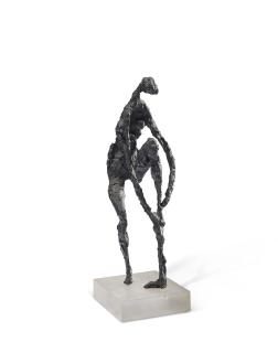 Robert Couturier - Femme mettant un bas